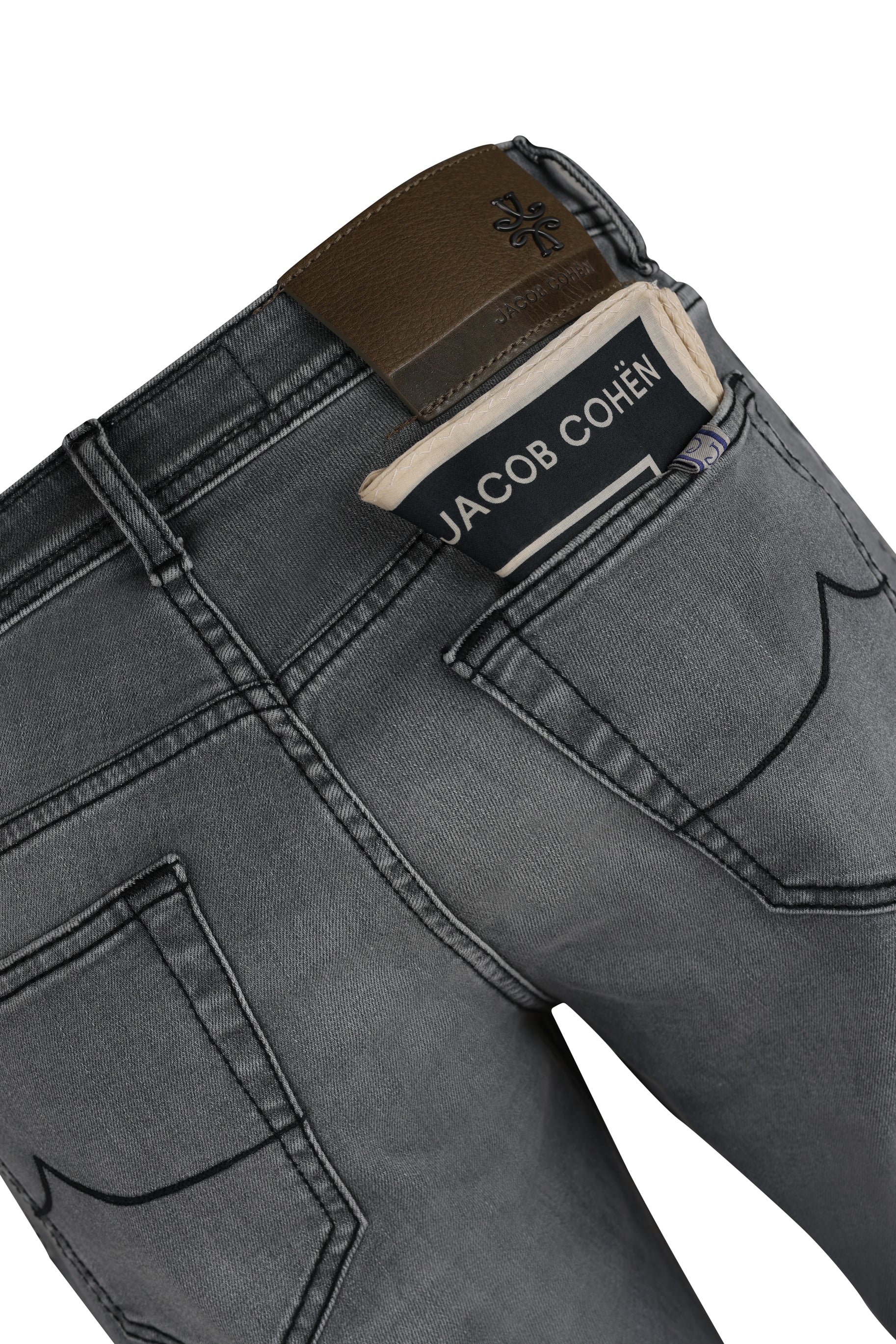 Load image into Gallery viewer, Jacob Cohen Bard Light Grey Jean
