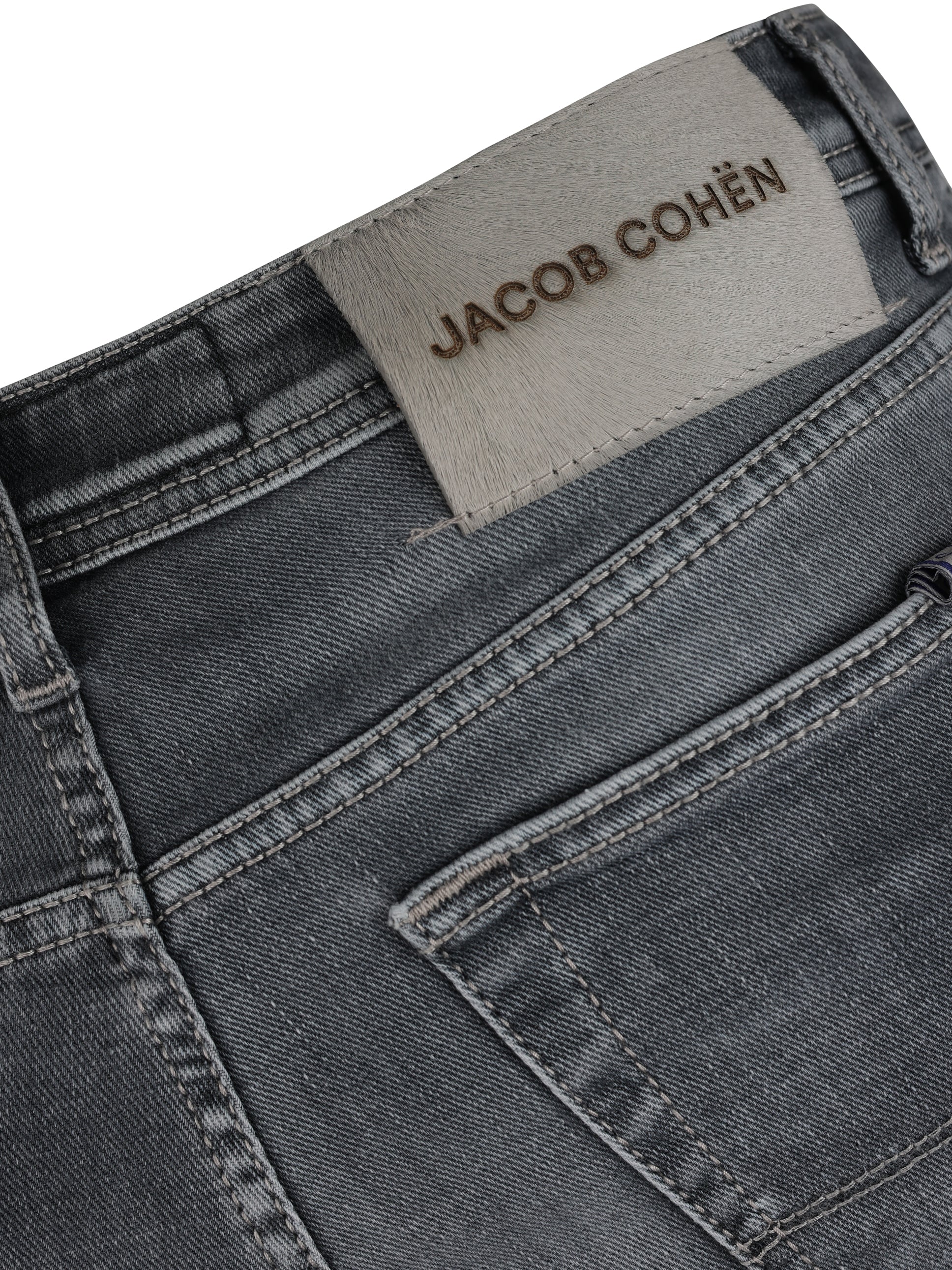 Load image into Gallery viewer, Jacob Cohen Bard Wash Grey Jean
