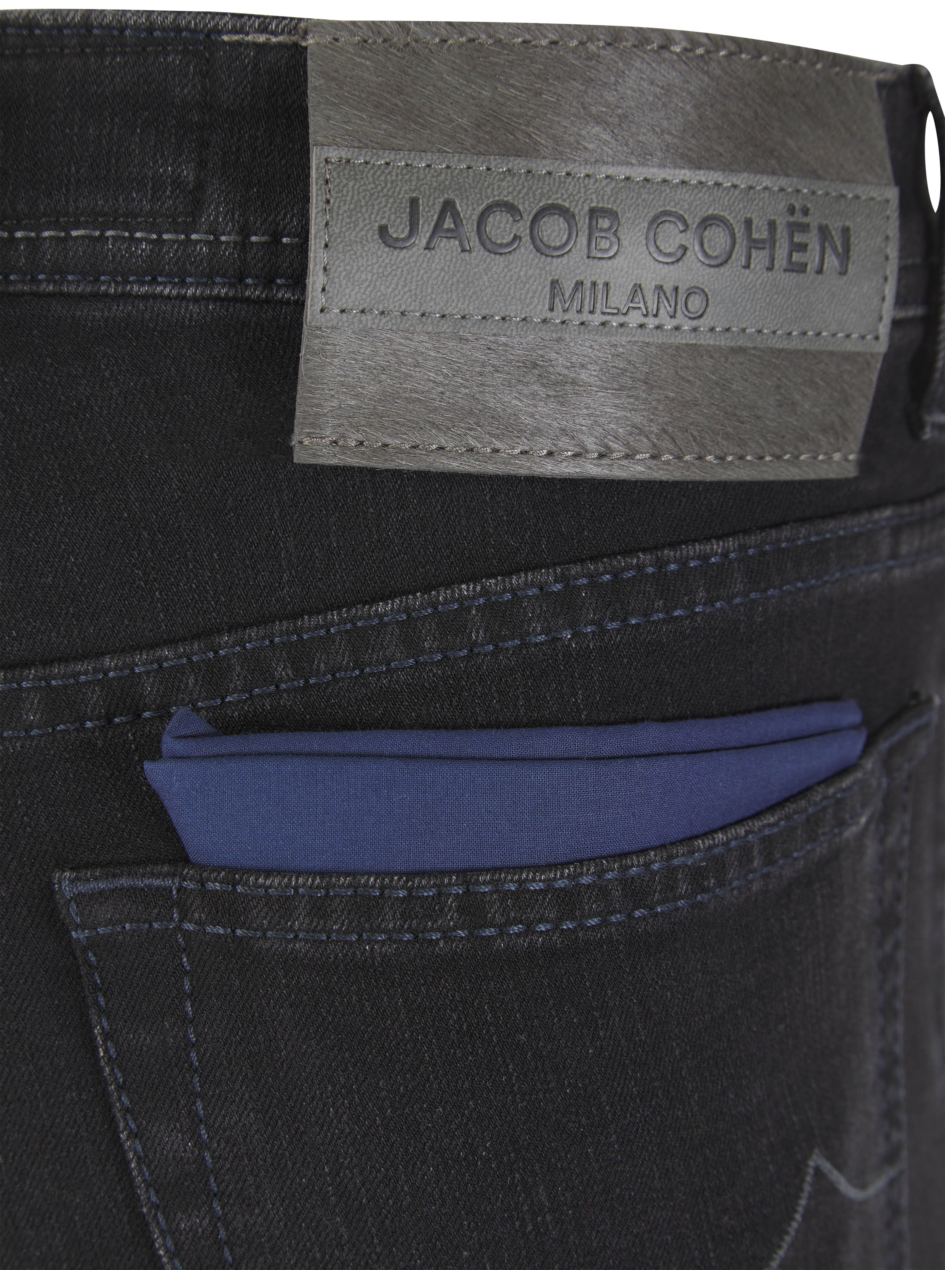 Load image into Gallery viewer, Jacob Cohen Bard Black Milano Jean Grey Badge

