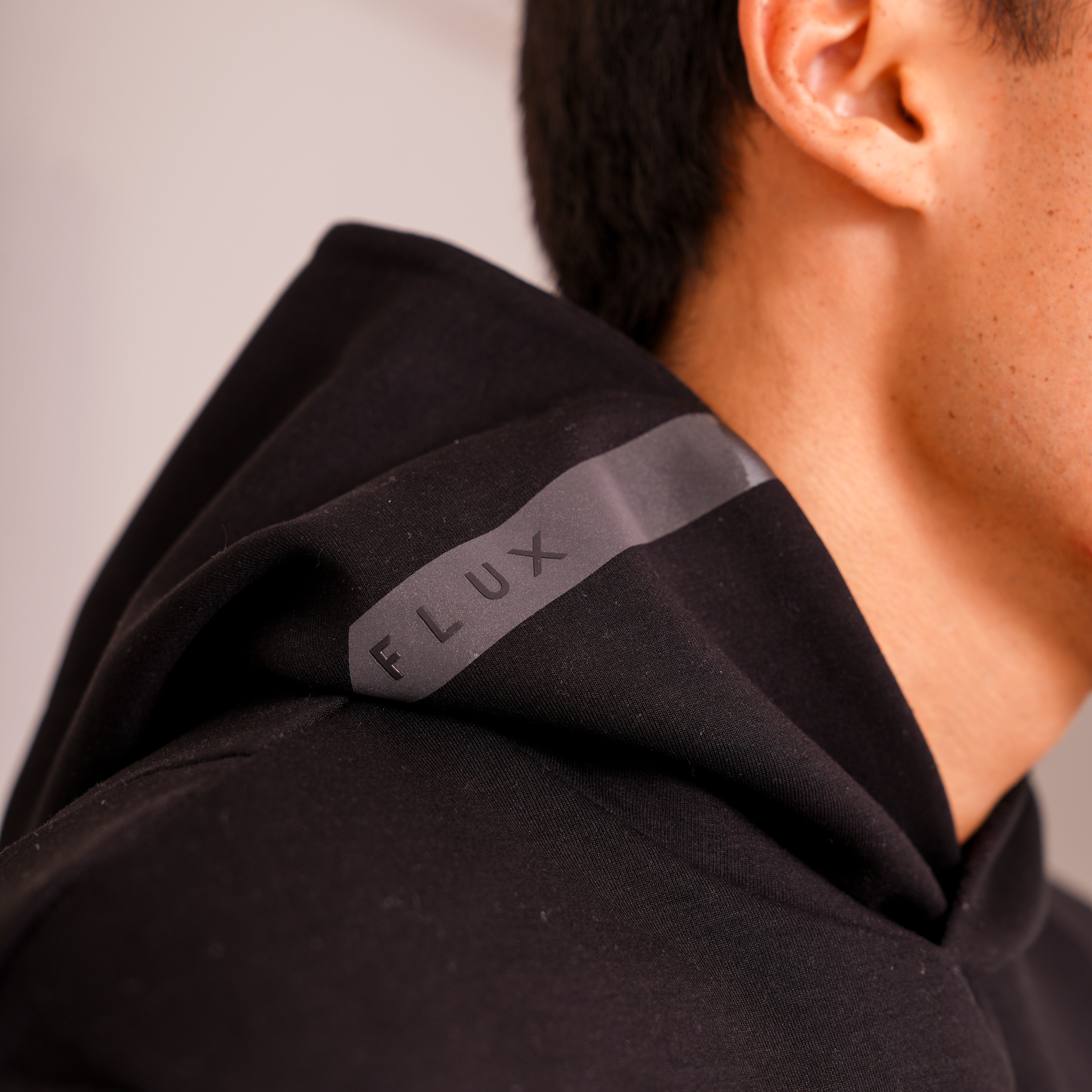 Flux Velar Overhead Hoody Black