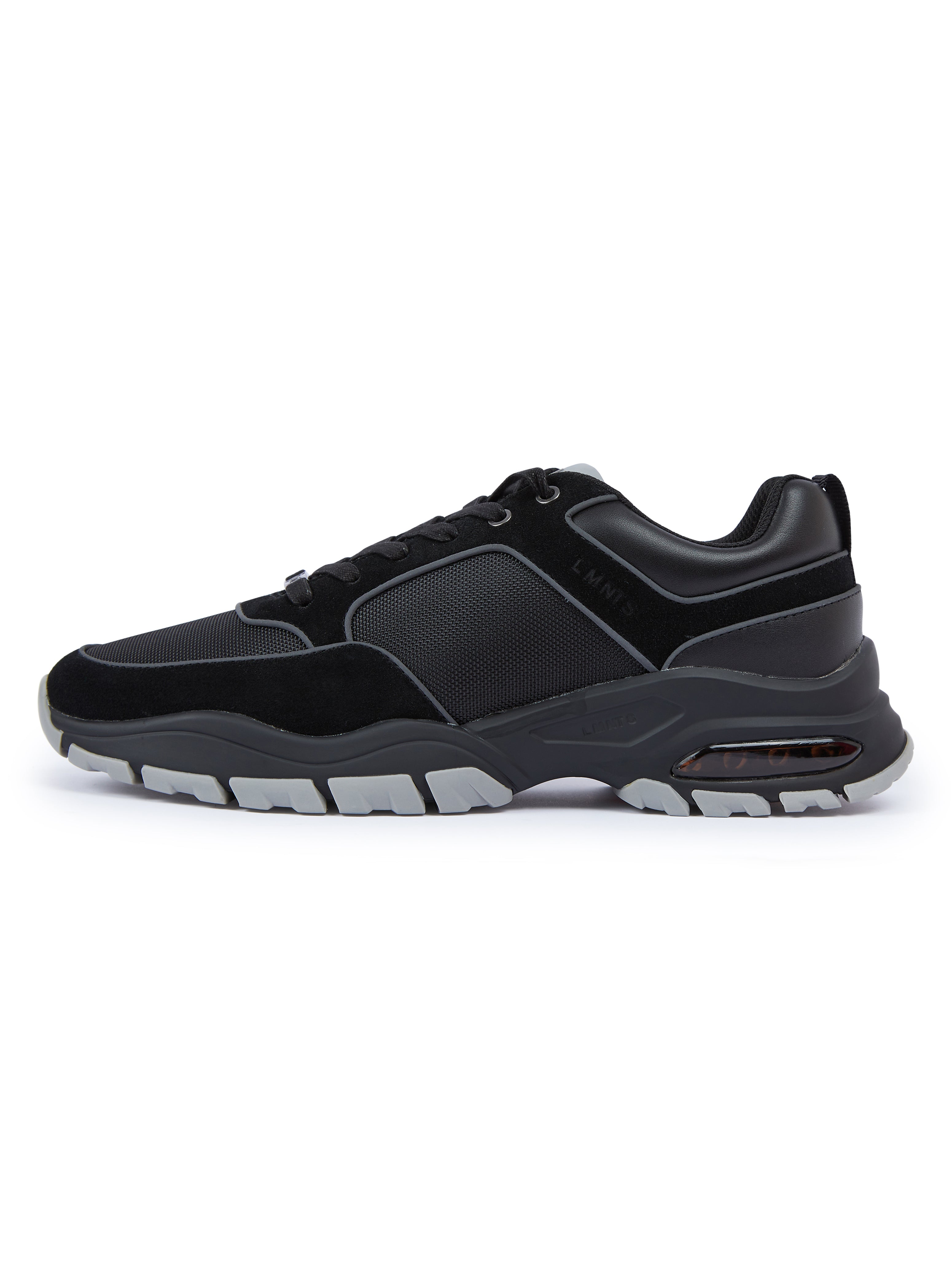 Load image into Gallery viewer, LMNTS Carbon Runner Black
