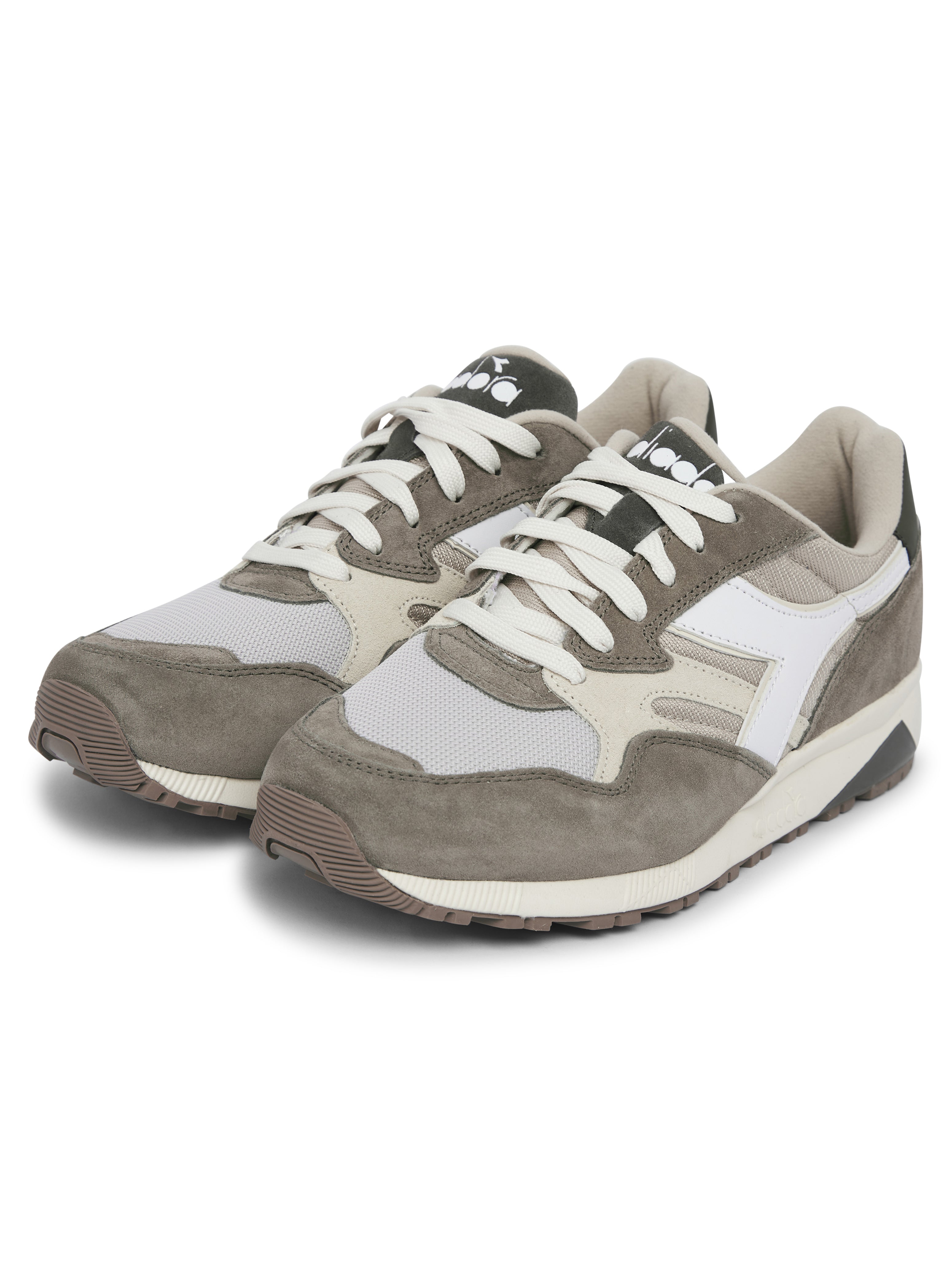 Load image into Gallery viewer, Diadora N902 Trainer Tan
