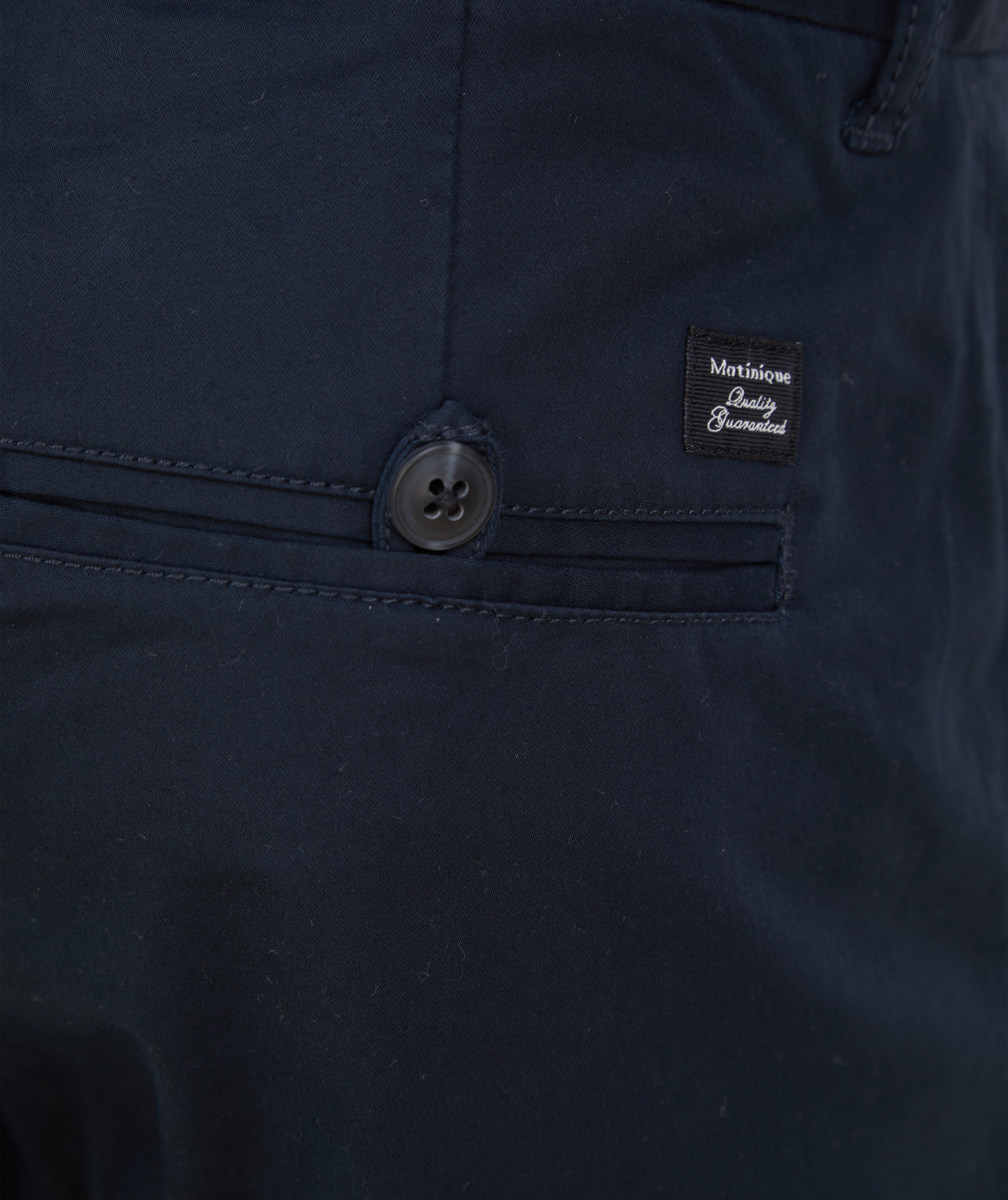 Load image into Gallery viewer, Matinique Pristu Chino Pant Navy
